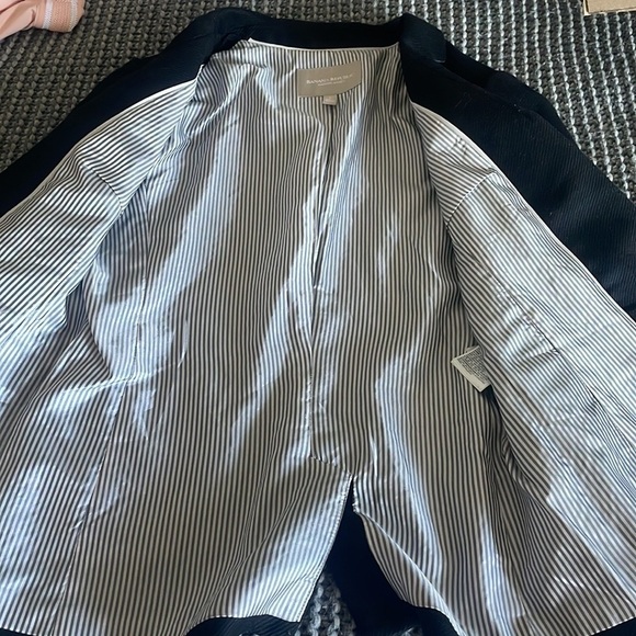 Like New - Banana Republic Twill Wool Jacket - Picture 7 of 9